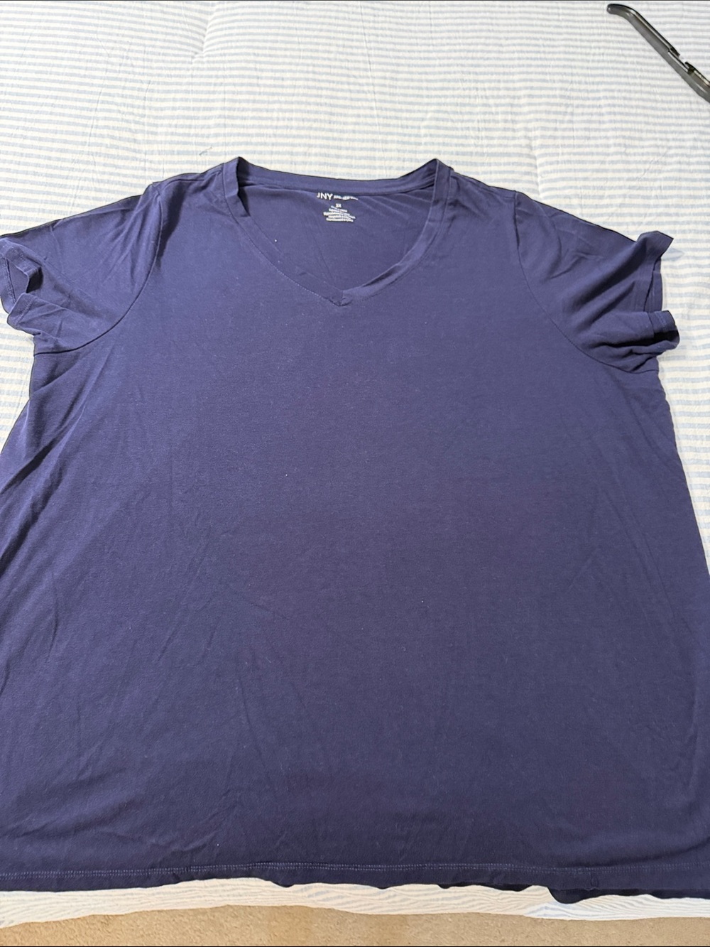 Jones New York Navy V-Neck Short Sleeve Tee